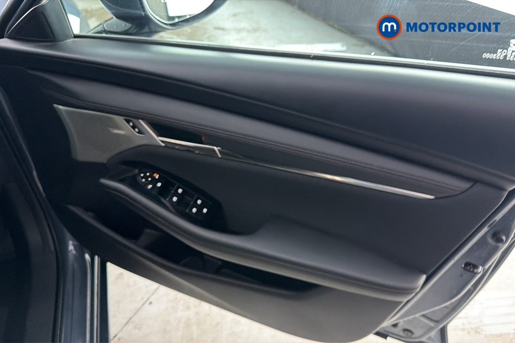 Mazda 3 Exclusive-Line Automatic Petrol Hatchback - Stock Number (1672830) - 18th supplementary image