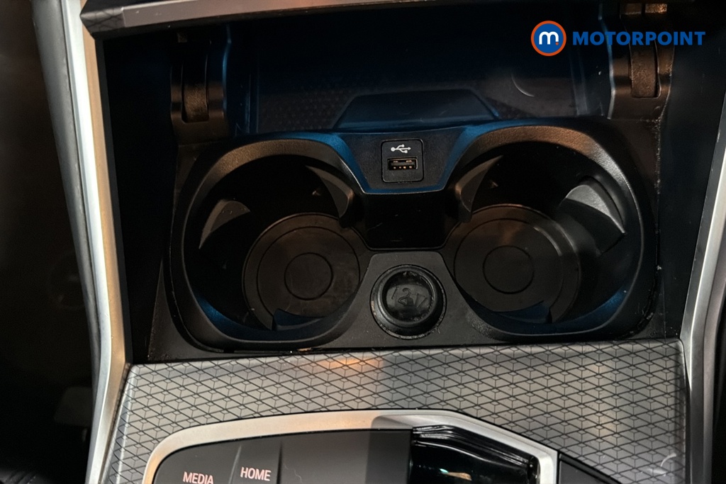 BMW 3 Series M Sport Automatic Petrol Plug-In Hybrid Saloon - Stock Number (1674581) - 16th supplementary image