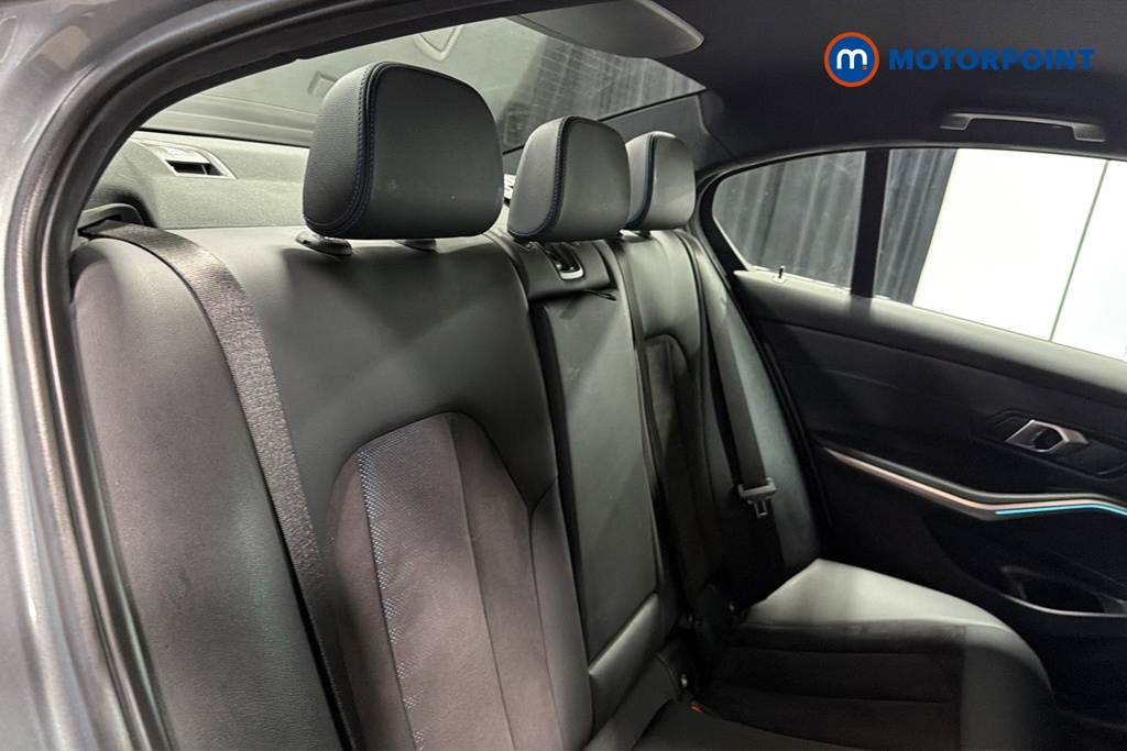 BMW 3 Series M Sport Automatic Petrol Plug-In Hybrid Saloon - Stock Number (1674581) - 25th supplementary image