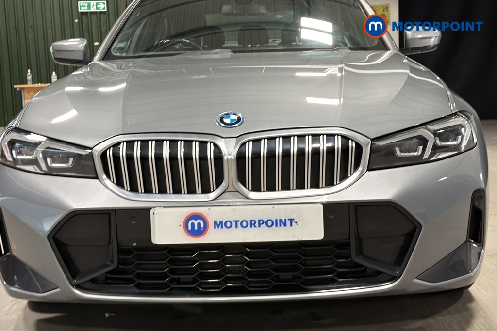 BMW 3 Series M Sport Automatic Petrol Plug-In Hybrid Saloon - Stock Number (1674581) - 43rd supplementary image