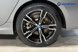 BMW 3 Series M Sport Automatic Petrol Plug-In Hybrid Saloon - Stock Number (1674581) - 45th supplementary image