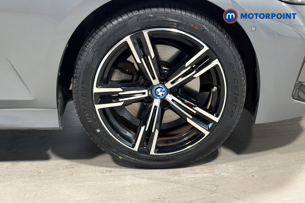 BMW 3 Series M Sport Automatic Petrol Plug-In Hybrid Saloon - Stock Number (1674581) - 47th supplementary image