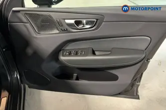 Volvo Xc60 Plus Automatic Petrol Plug-In Hybrid SUV - Stock Number (1675030) - 18th supplementary image