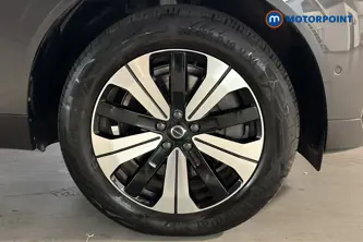 Volvo Xc60 Plus Automatic Petrol Plug-In Hybrid SUV - Stock Number (1675030) - 47th supplementary image