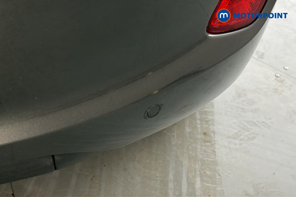 Ford Fiesta Zetec Manual Petrol Hatchback - Stock Number (1675361) - 39th supplementary image