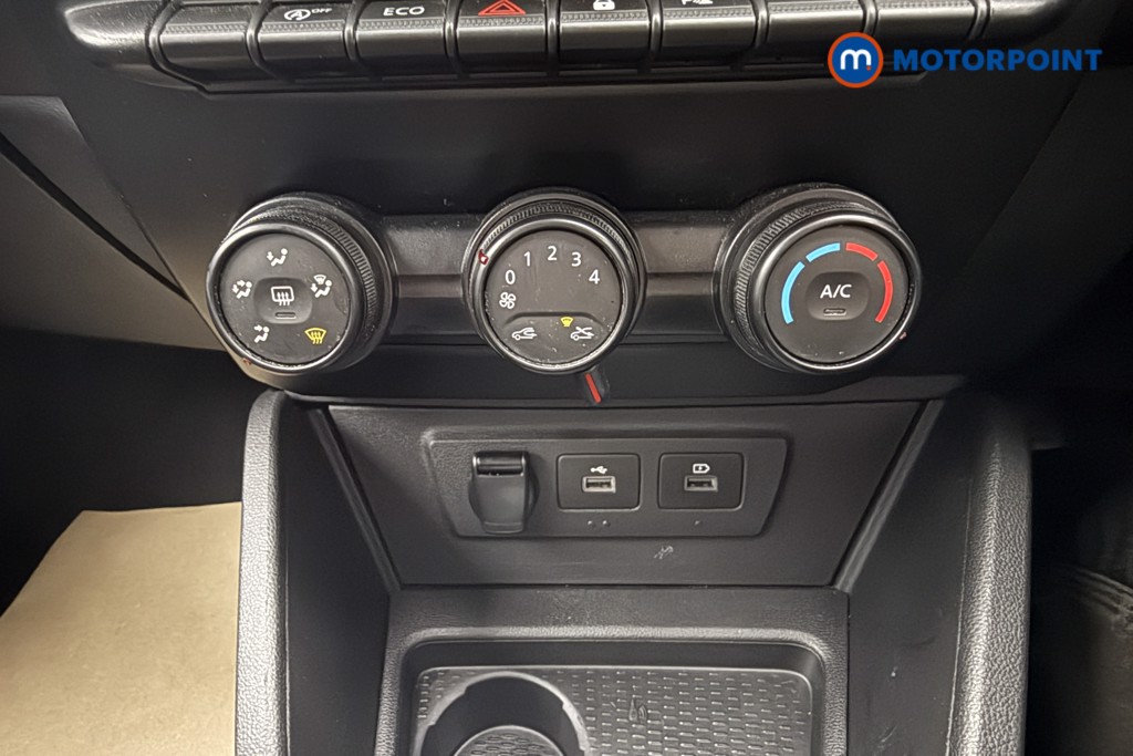 Dacia Duster Comfort Manual Petrol SUV - Stock Number (1675630) - 14th supplementary image