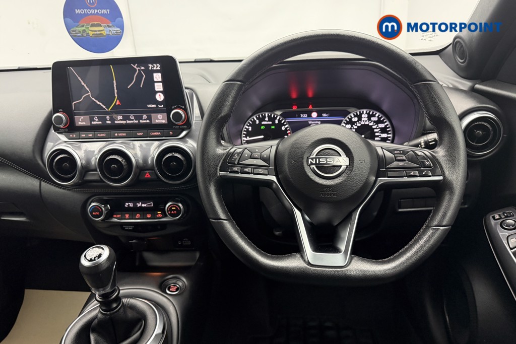 Nissan Juke N-Connecta Manual Petrol SUV - Stock Number (1676010) - 2nd supplementary image