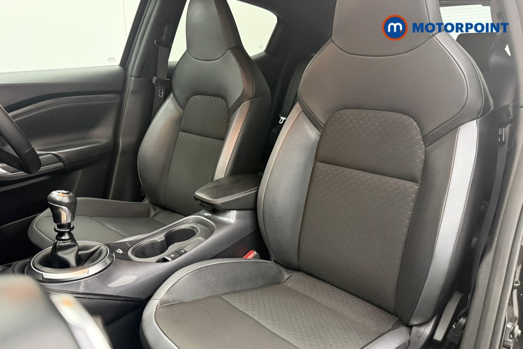 Nissan Juke N-Connecta Manual Petrol SUV - Stock Number (1676010) - 3rd supplementary image