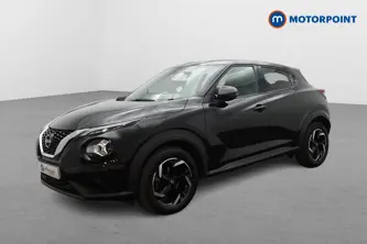Nissan Juke N-Connecta Manual Petrol SUV - Stock Number (1676010) - Passenger side front corner