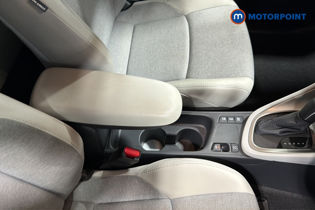 Toyota Yaris Excel Automatic Petrol-Electric Hybrid Hatchback - Stock Number (1676303) - 15th supplementary image