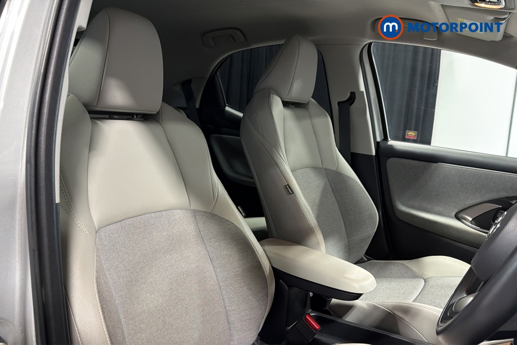 Toyota Yaris Excel Automatic Petrol-Electric Hybrid Hatchback - Stock Number (1676303) - 22nd supplementary image
