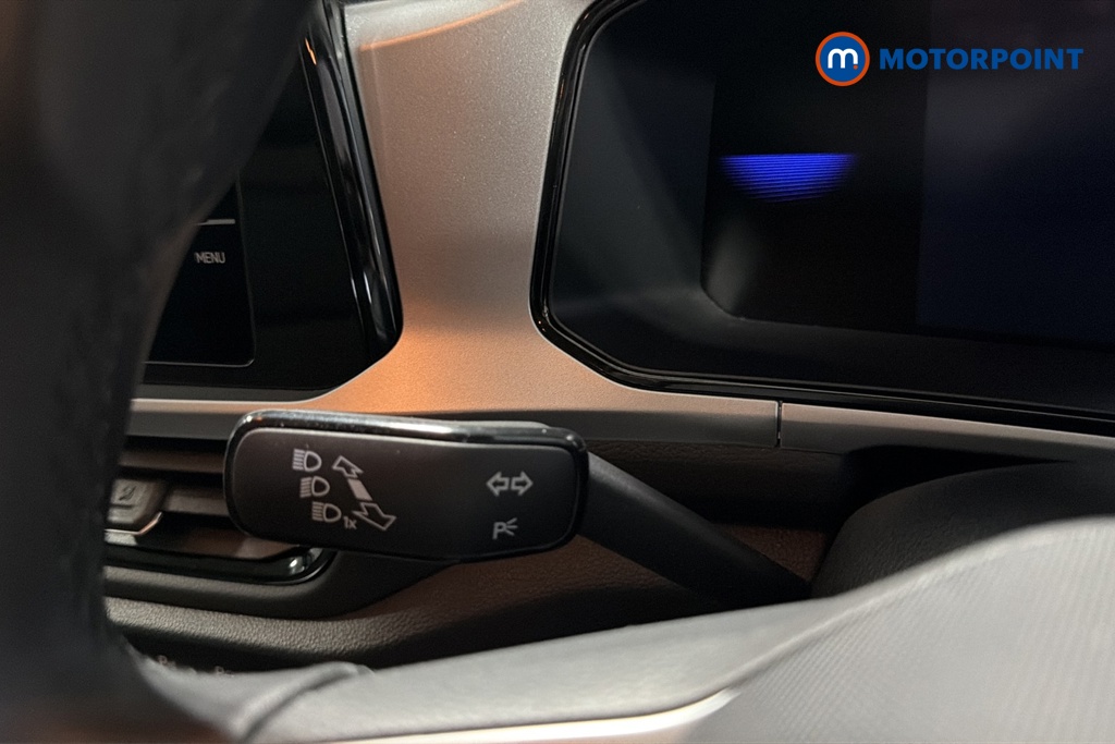 Volkswagen T-Roc Match Manual Petrol SUV - Stock Number (1676313) - 5th supplementary image