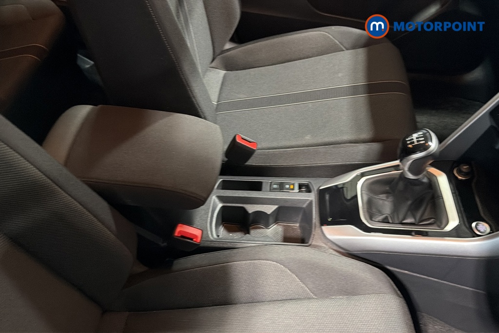 Volkswagen T-Roc Match Manual Petrol SUV - Stock Number (1676313) - 15th supplementary image