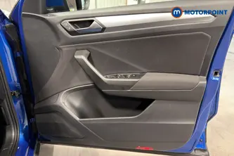 Volkswagen T-Roc Match Manual Petrol SUV - Stock Number (1676313) - 18th supplementary image