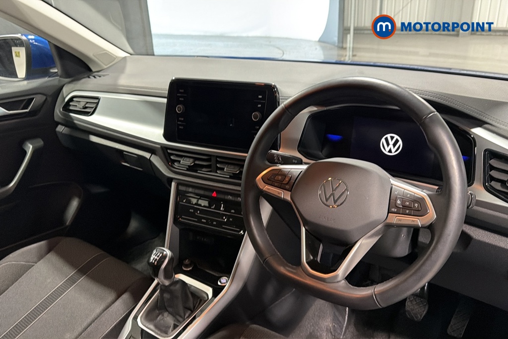 Volkswagen T-Roc Match Manual Petrol SUV - Stock Number (1676313) - 1st supplementary image