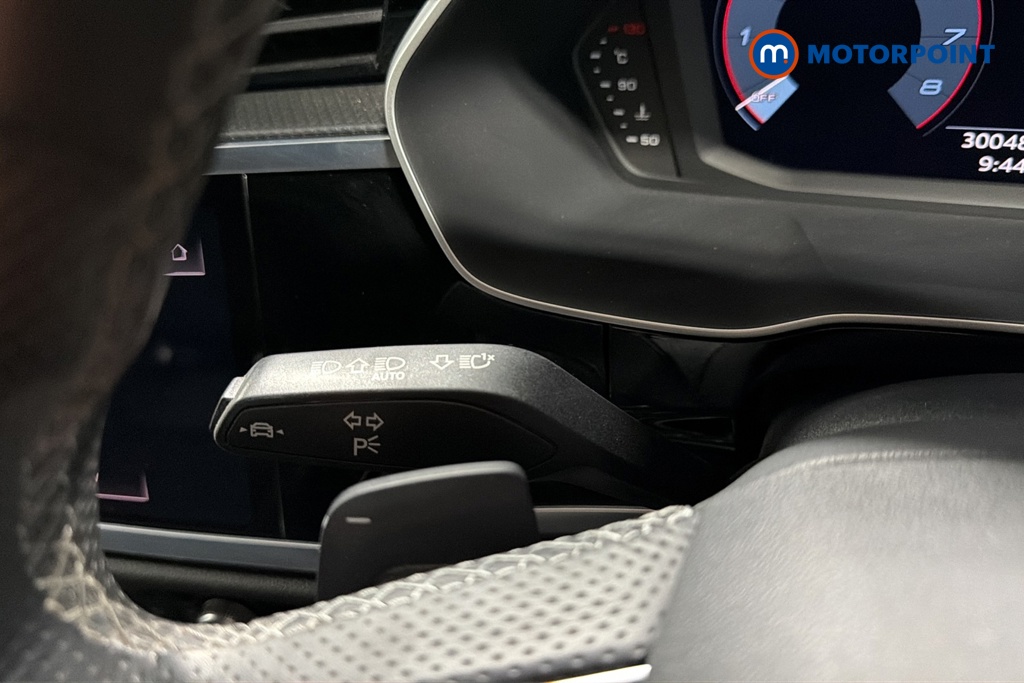 Audi Q3 Black Edition Automatic Petrol SUV - Stock Number (1676357) - 5th supplementary image