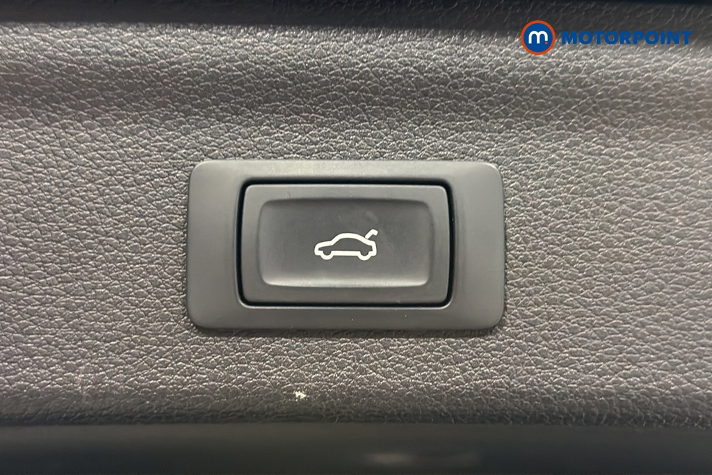 Audi Q3 Black Edition Automatic Petrol SUV - Stock Number (1676357) - 35th supplementary image