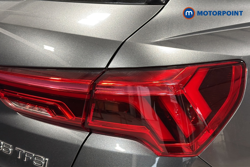 Audi Q3 Black Edition Automatic Petrol SUV - Stock Number (1676357) - 36th supplementary image