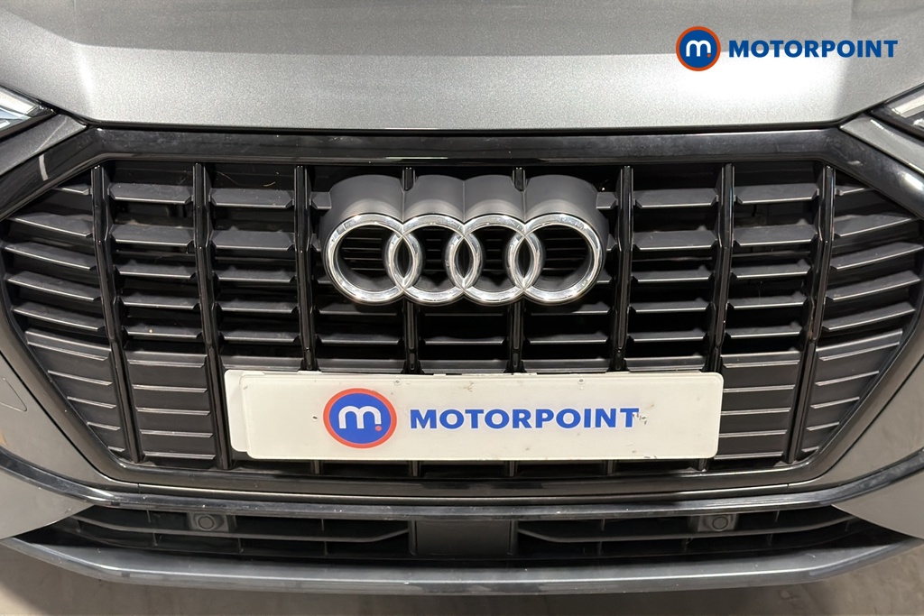 Audi Q3 Black Edition Automatic Petrol SUV - Stock Number (1676357) - 43rd supplementary image