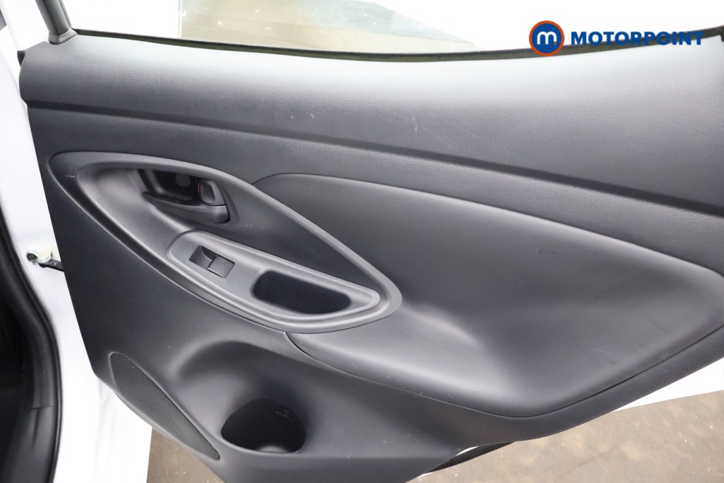 Mazda 2 Hybrid Agile Automatic Petrol-Electric Hybrid Hatchback - Stock Number (1676511) - 19th supplementary image