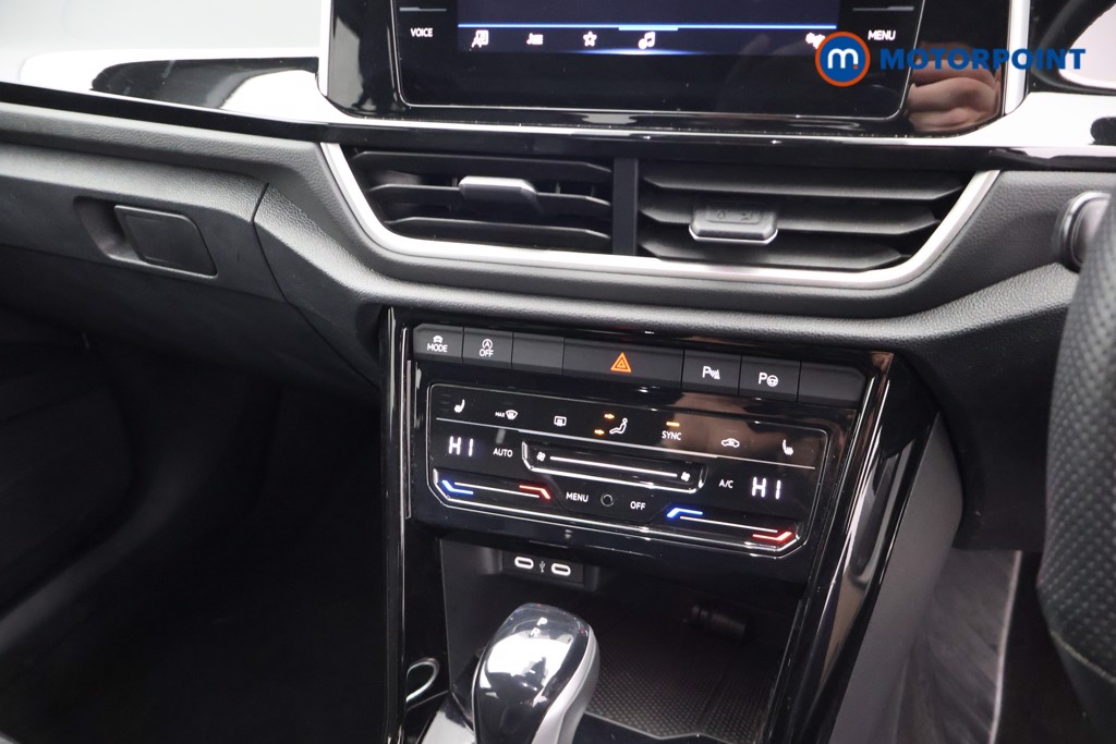 Volkswagen T-Roc R-Line Automatic Petrol SUV - Stock Number (1676595) - 12th supplementary image
