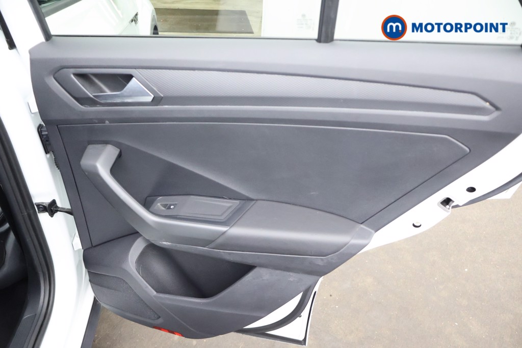 Volkswagen T-Roc R-Line Automatic Petrol SUV - Stock Number (1676595) - 23rd supplementary image