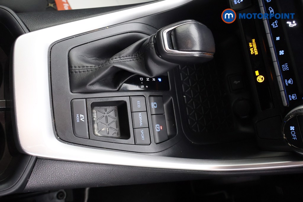 Toyota Rav4 Icon Automatic Petrol-Electric Hybrid SUV - Stock Number (1676816) - 9th supplementary image