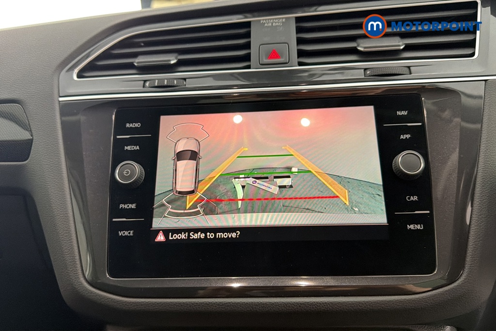 Volkswagen Tiguan Elegance Automatic Diesel SUV - Stock Number (1677648) - 13th supplementary image