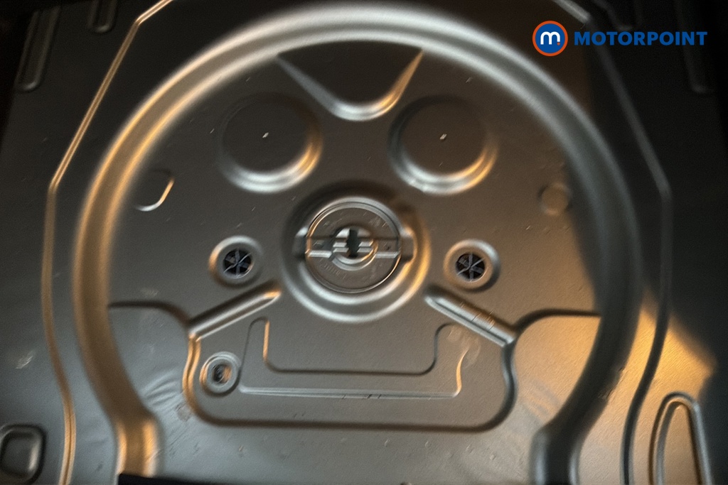 Volkswagen Tiguan Elegance Automatic Diesel SUV - Stock Number (1677648) - 33rd supplementary image