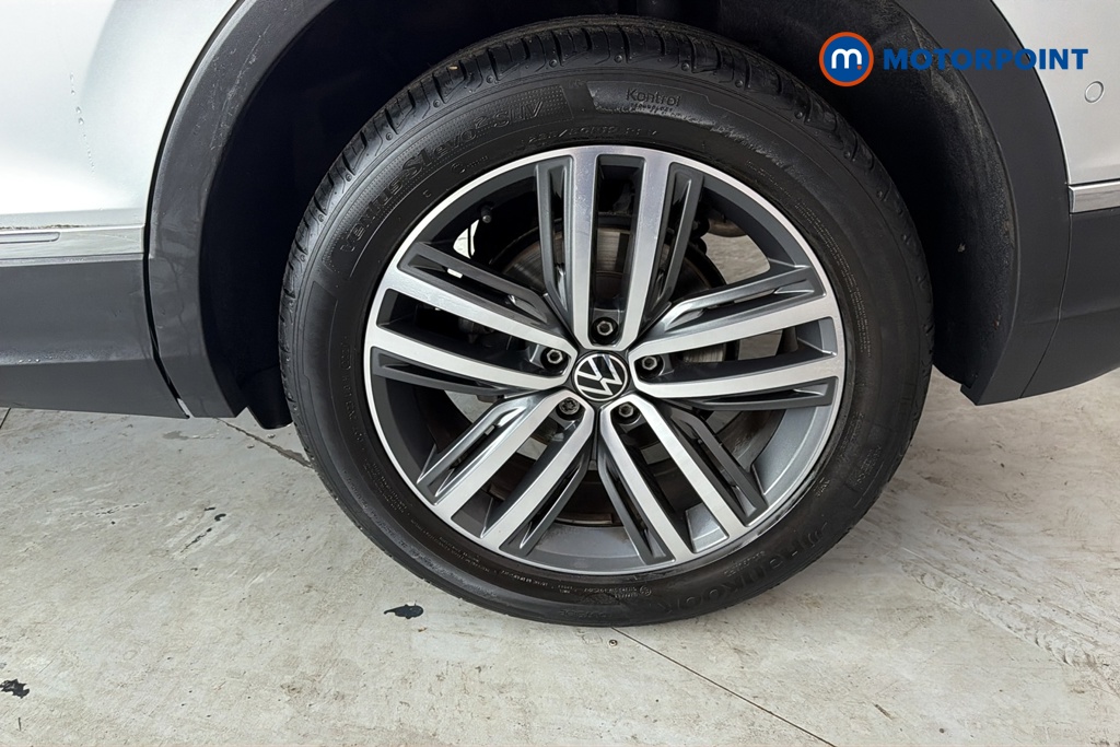 Volkswagen Tiguan Elegance Automatic Diesel SUV - Stock Number (1677648) - 45th supplementary image
