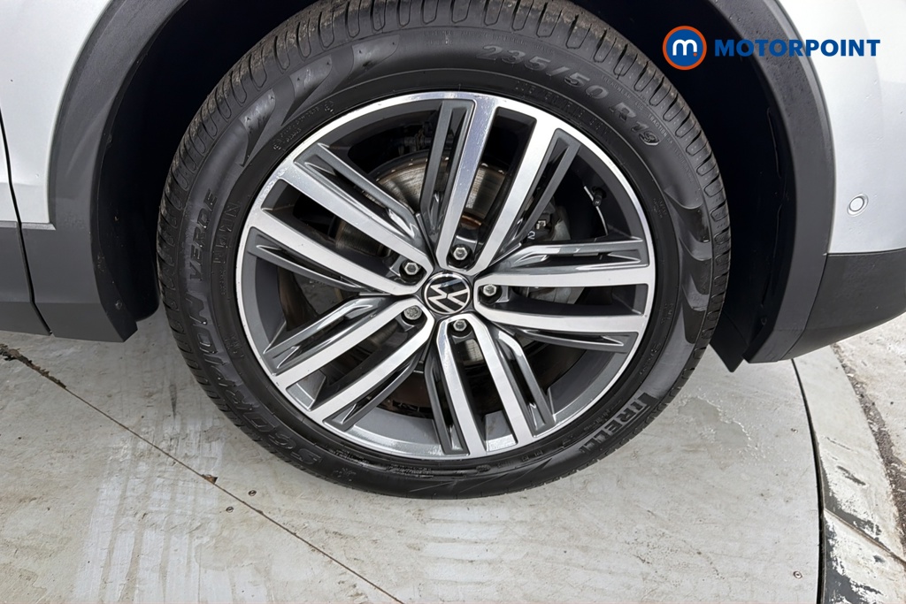 Volkswagen Tiguan Elegance Automatic Diesel SUV - Stock Number (1677648) - 47th supplementary image