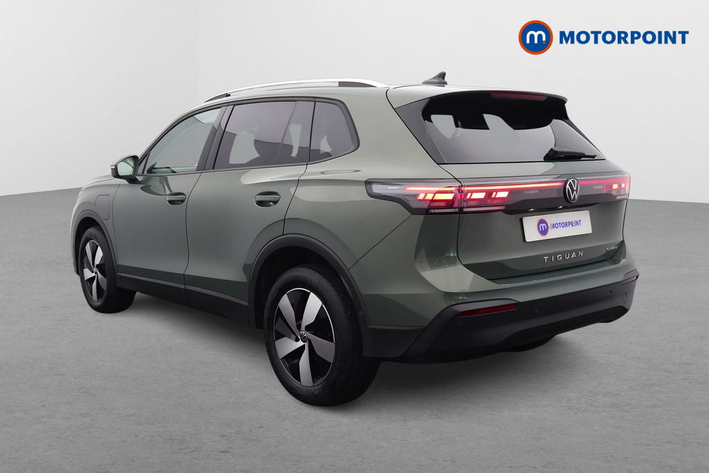 Volkswagen Tiguan Match Automatic Petrol Plug-In Hybrid SUV - Stock Number (1678049) - Passenger side rear corner