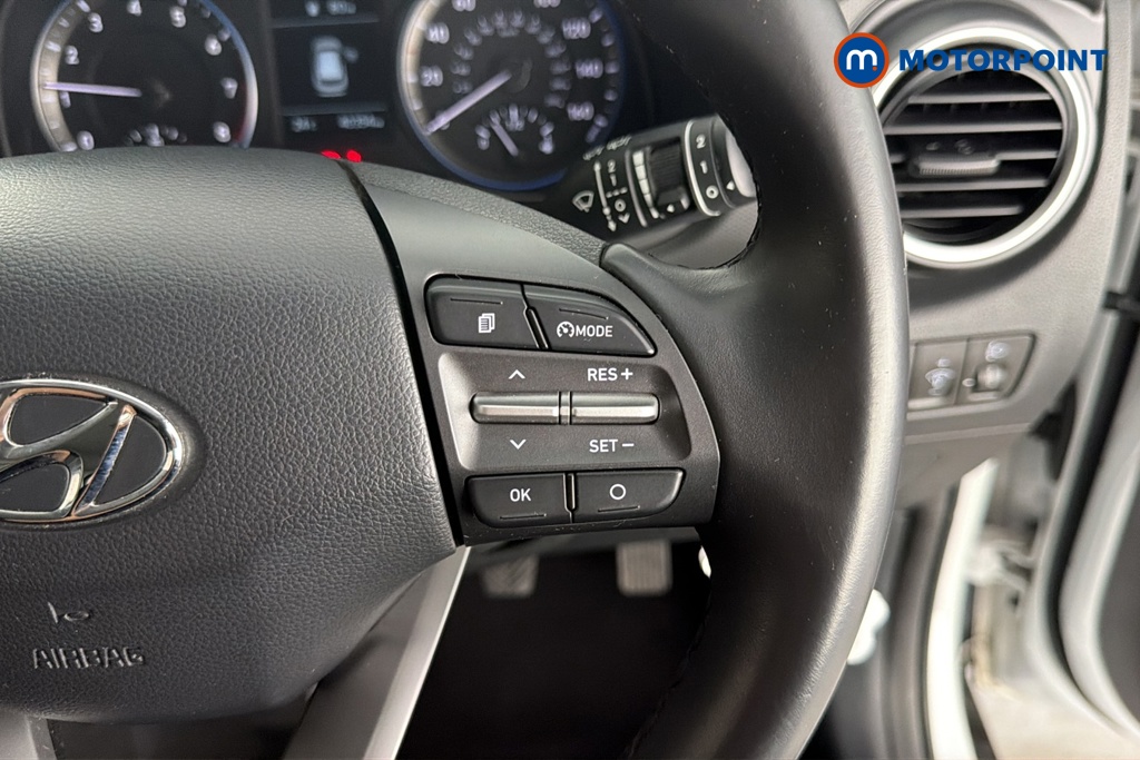 Hyundai Kona Play Edition Manual Petrol SUV - Stock Number (1678084) - 3rd supplementary image