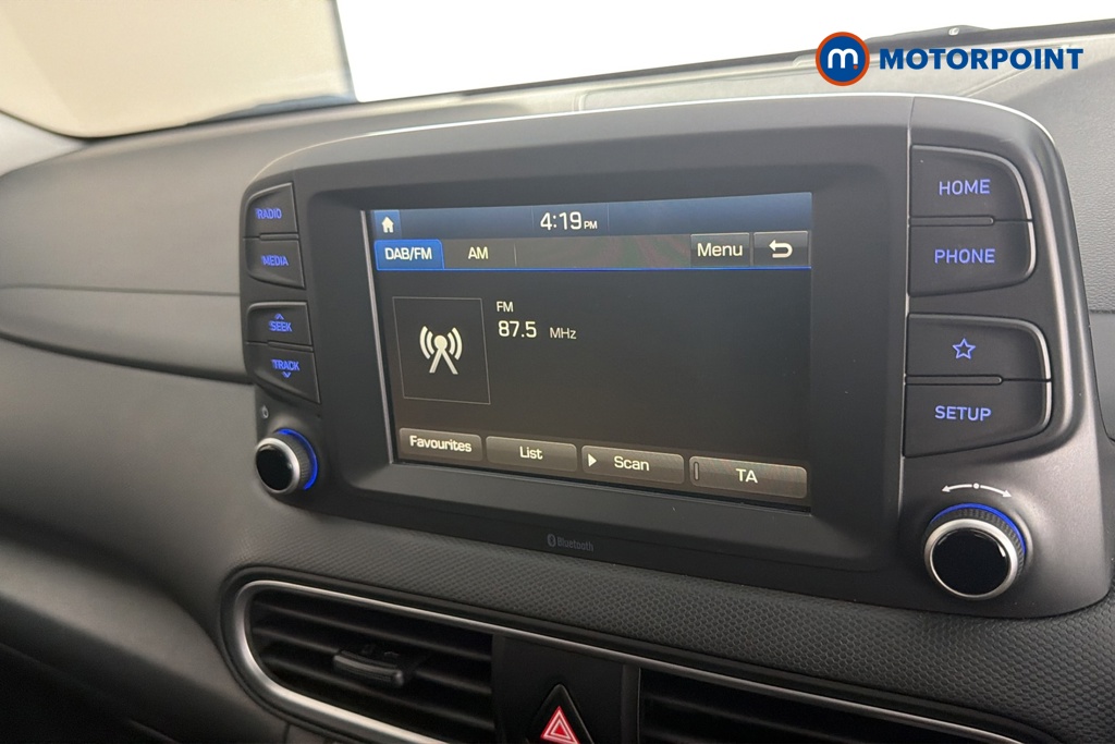 Hyundai Kona Play Edition Manual Petrol SUV - Stock Number (1678084) - 8th supplementary image
