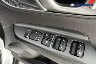 Hyundai Kona Play Edition Manual Petrol SUV - Stock Number (1678084) - 19th supplementary image