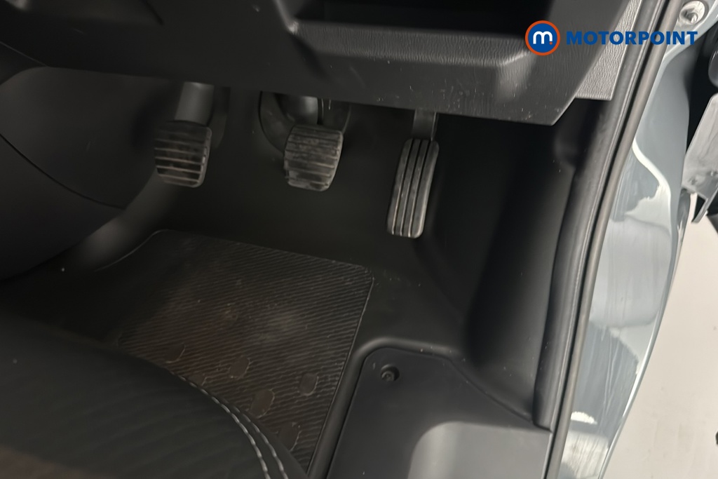 Renault Trafic Extra Sport Manual Diesel Panel Van - Stock Number (1679190) - 24th supplementary image