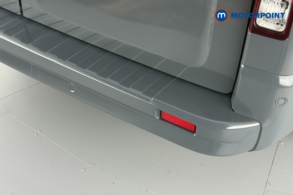 Renault Trafic Extra Sport Manual Diesel Panel Van - Stock Number (1679190) - 39th supplementary image