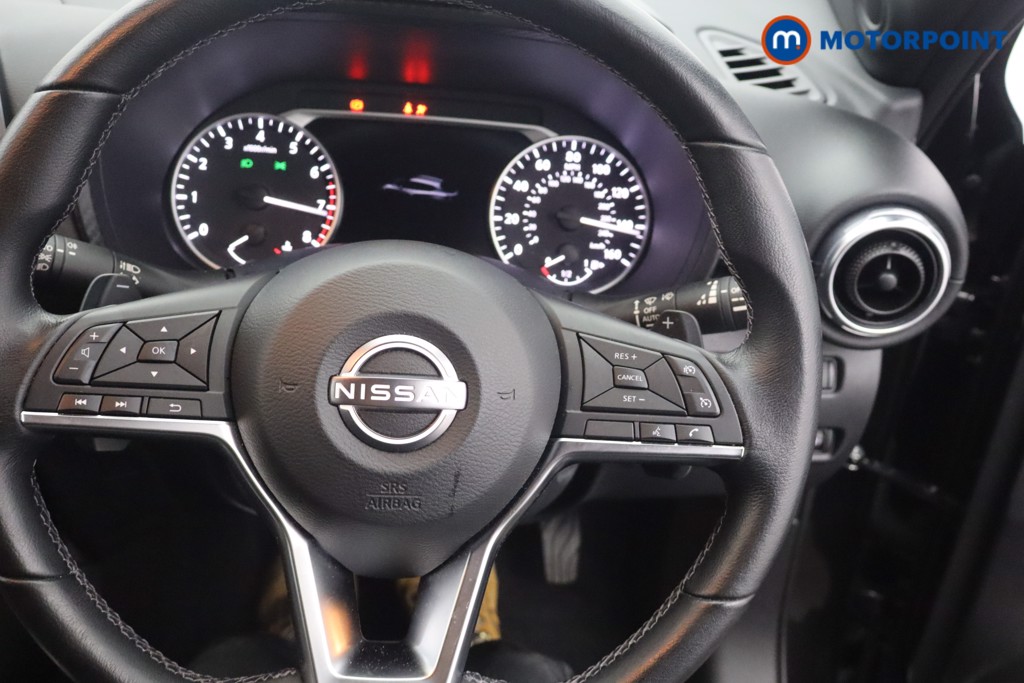 Nissan Juke N-Connecta Automatic Petrol SUV - Stock Number (1679813) - 2nd supplementary image