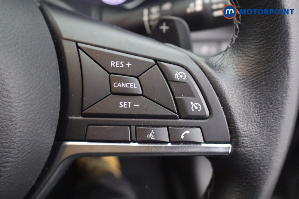 Nissan Juke N-Connecta Automatic Petrol SUV - Stock Number (1679813) - 3rd supplementary image