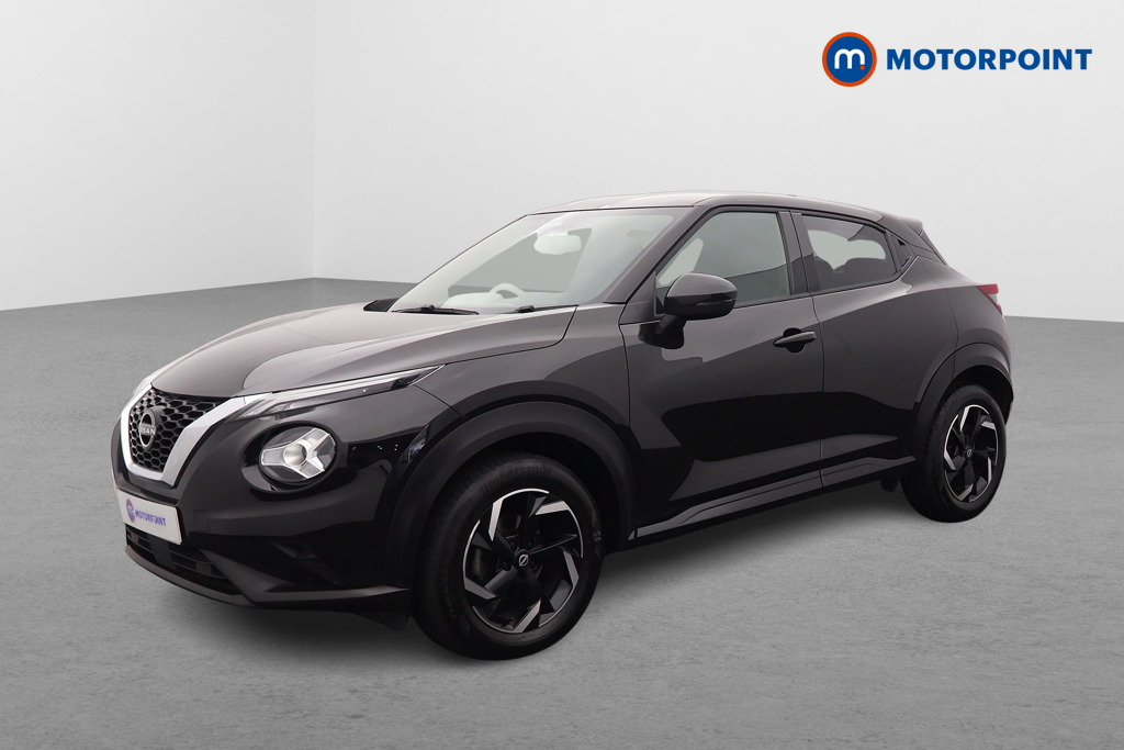 Nissan Juke N-Connecta Automatic Petrol SUV - Stock Number (1679813) - Passenger side front corner