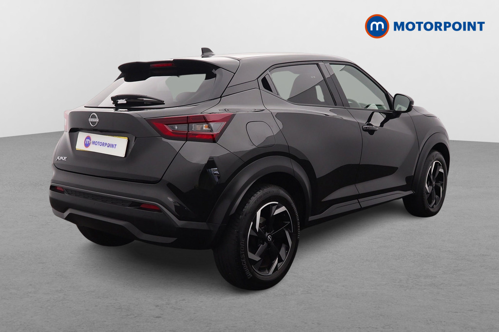 Nissan Juke N-Connecta Automatic Petrol SUV - Stock Number (1679813) - Drivers side rear corner