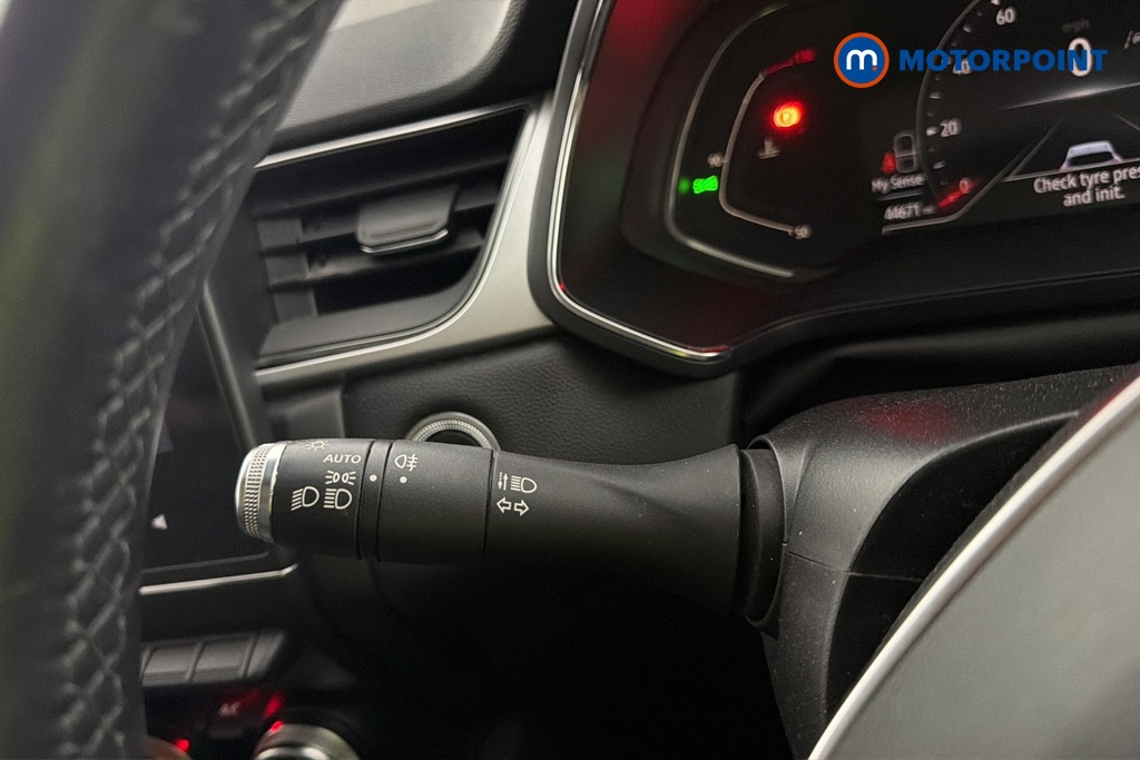 Renault Captur Bose Launch Edition Automatic Petrol SUV - Stock Number (1679923) - 5th supplementary image