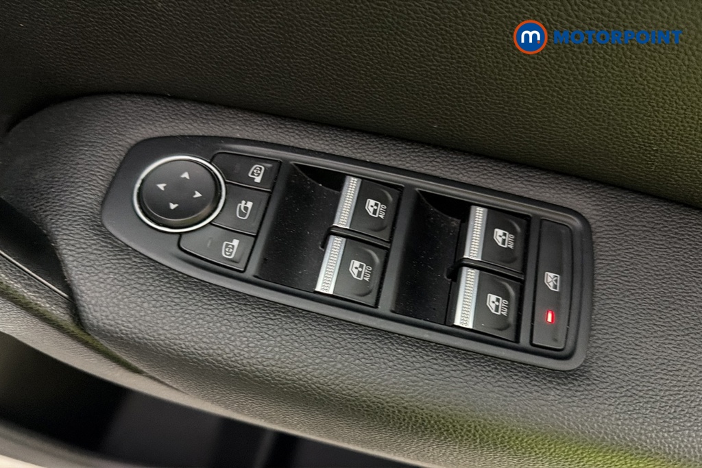 Renault Captur Bose Launch Edition Automatic Petrol SUV - Stock Number (1679923) - 19th supplementary image