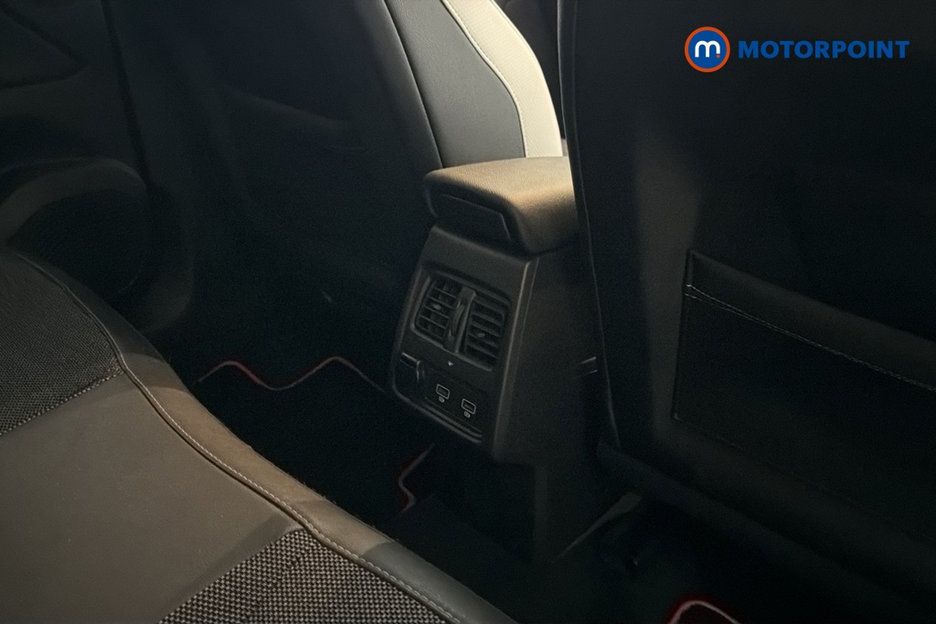 Renault Captur Bose Launch Edition Automatic Petrol SUV - Stock Number (1679923) - 28th supplementary image