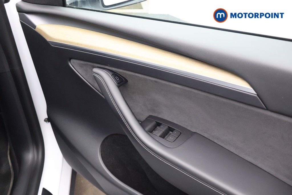 Tesla Model Y Long Range Automatic Electric SUV - Stock Number (1680282) - 18th supplementary image