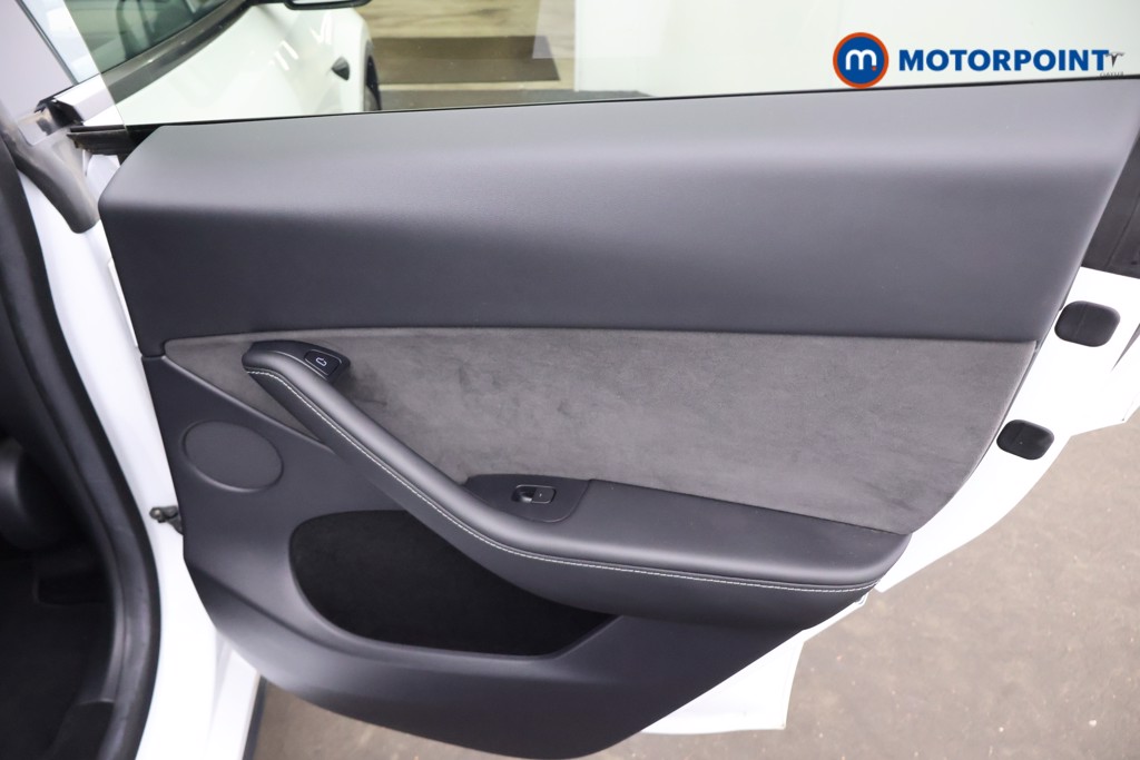 Tesla Model Y Long Range Automatic Electric SUV - Stock Number (1680282) - 21st supplementary image