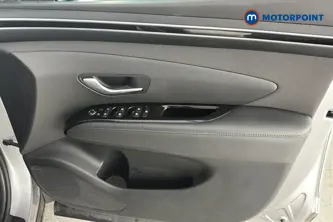 Hyundai Tucson Premium Manual Petrol SUV - Stock Number (1680708) - 18th supplementary image