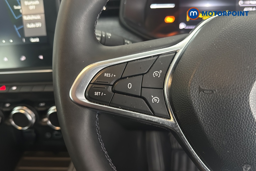 Renault Clio Evolution Manual Petrol Hatchback - Stock Number (1680740) - 4th supplementary image
