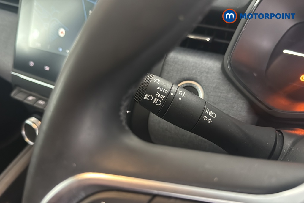 Renault Clio Evolution Manual Petrol Hatchback - Stock Number (1680740) - 5th supplementary image