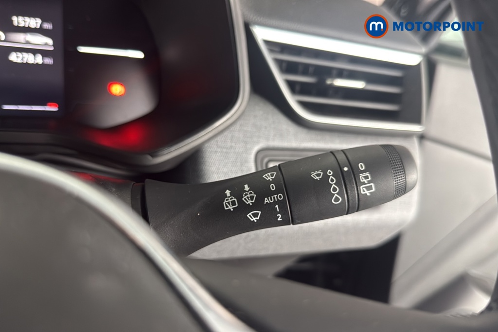 Renault Clio Evolution Manual Petrol Hatchback - Stock Number (1680740) - 6th supplementary image